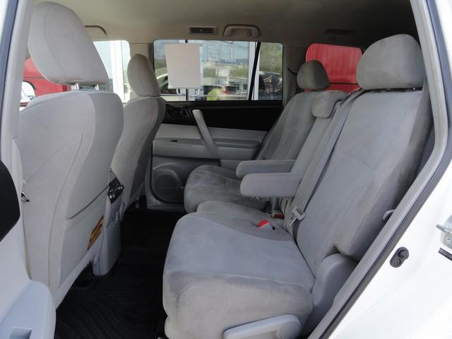 used 2013 Toyota Highlander car, priced at $9,855