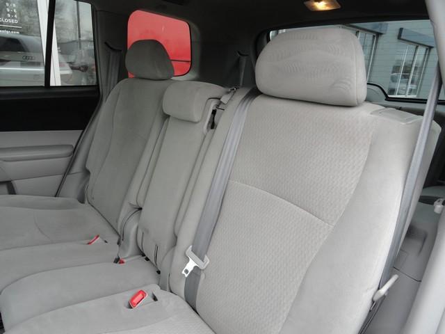 used 2010 Toyota Highlander car, priced at $8,875