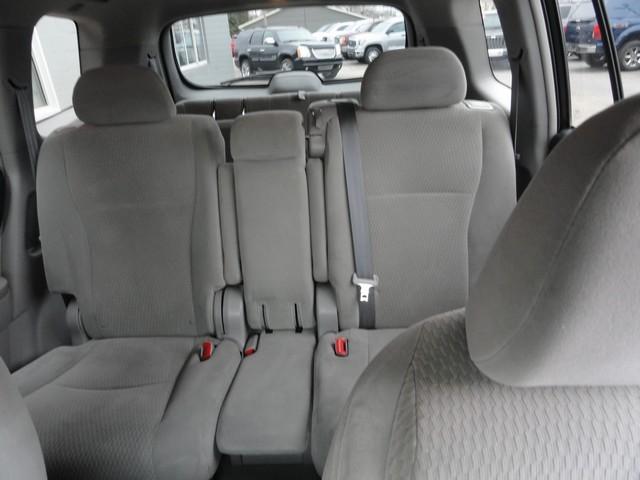 used 2010 Toyota Highlander car, priced at $8,875