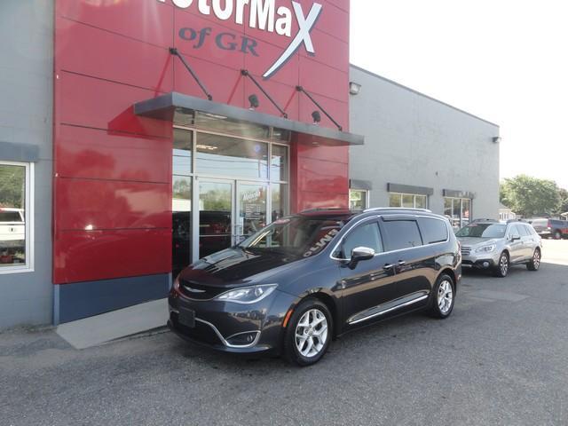 used 2020 Chrysler Pacifica car, priced at $14,875