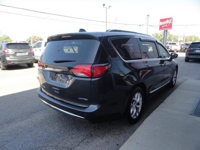 used 2020 Chrysler Pacifica car, priced at $14,875