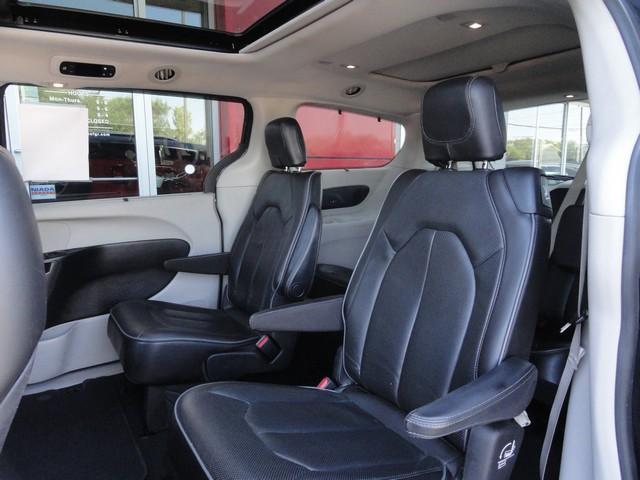 used 2020 Chrysler Pacifica car, priced at $14,875