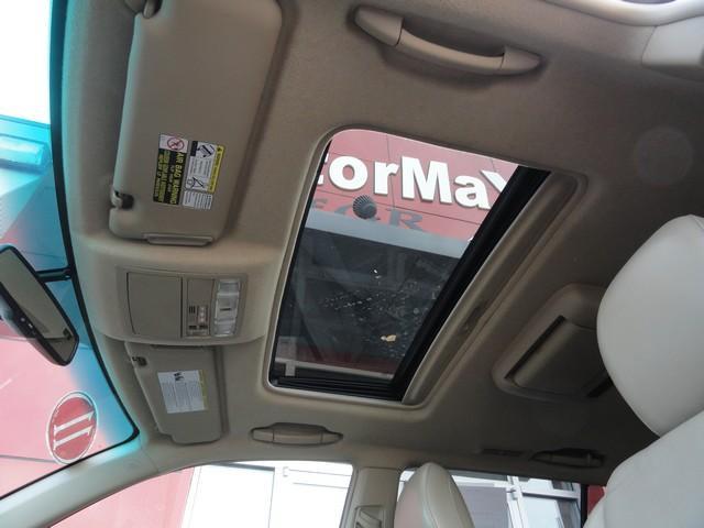 used 2011 Toyota Highlander car, priced at $12,875