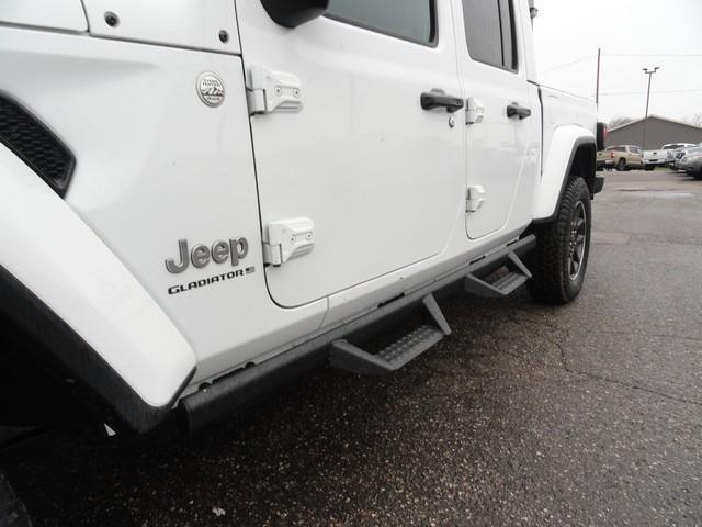 used 2023 Jeep Gladiator car, priced at $29,875