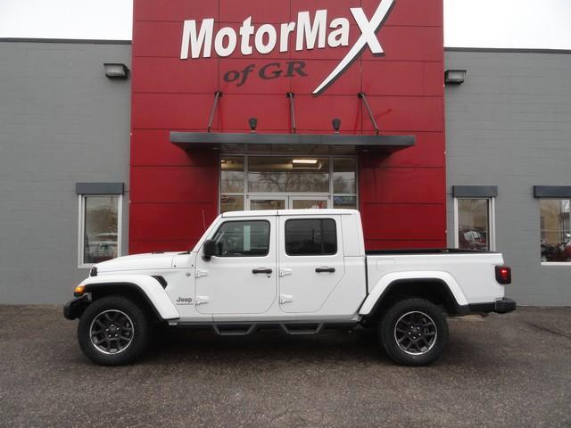 used 2023 Jeep Gladiator car, priced at $29,875