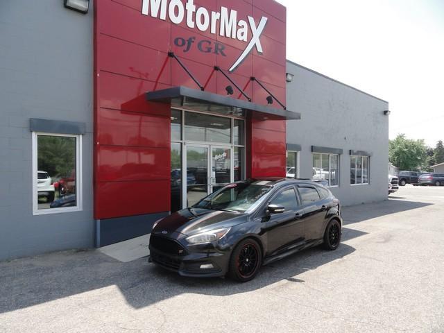 used 2015 Ford Focus ST car