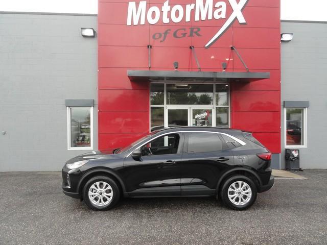 used 2023 Ford Escape car, priced at $16,875