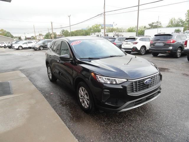 used 2023 Ford Escape car, priced at $16,875