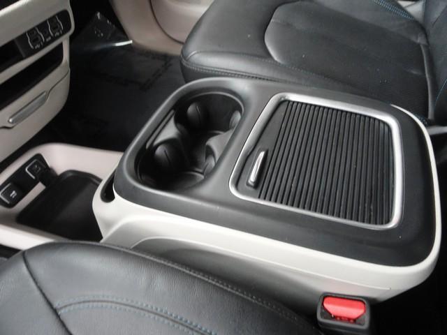 used 2021 Chrysler Pacifica car, priced at $14,675