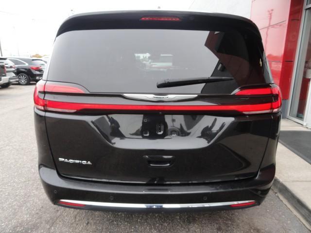 used 2021 Chrysler Pacifica car, priced at $14,675