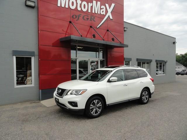 used 2017 Nissan Pathfinder car, priced at $12,675