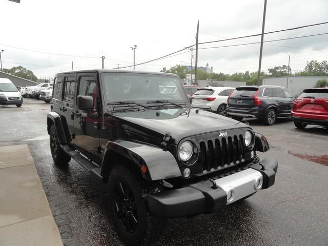 used 2015 Jeep Wrangler Unlimited car, priced at $14,675