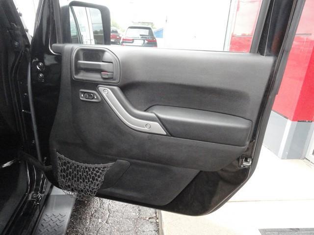 used 2015 Jeep Wrangler Unlimited car, priced at $14,675