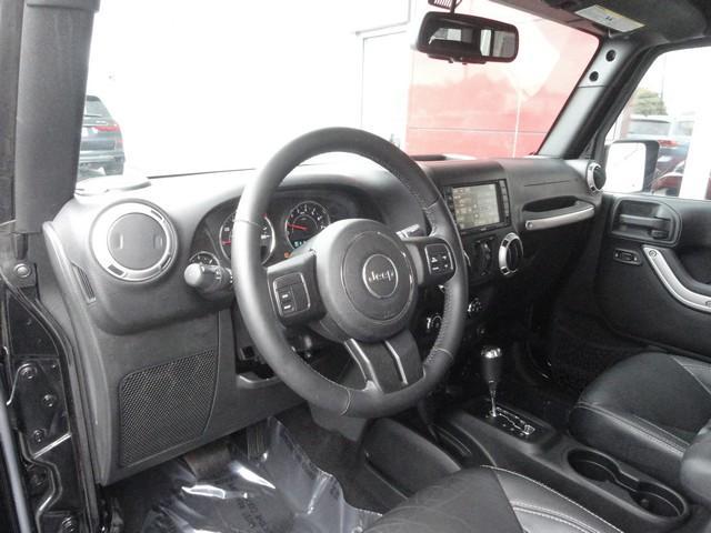 used 2015 Jeep Wrangler Unlimited car, priced at $14,675