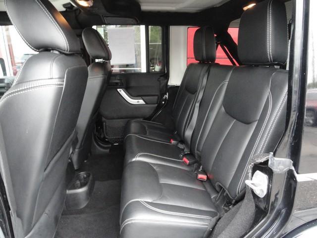 used 2015 Jeep Wrangler Unlimited car, priced at $14,675