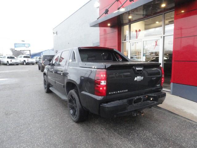 used 2011 Chevrolet Avalanche car, priced at $14,875