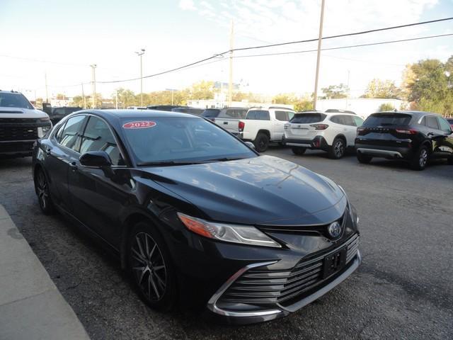 used 2022 Toyota Camry Hybrid car, priced at $21,675