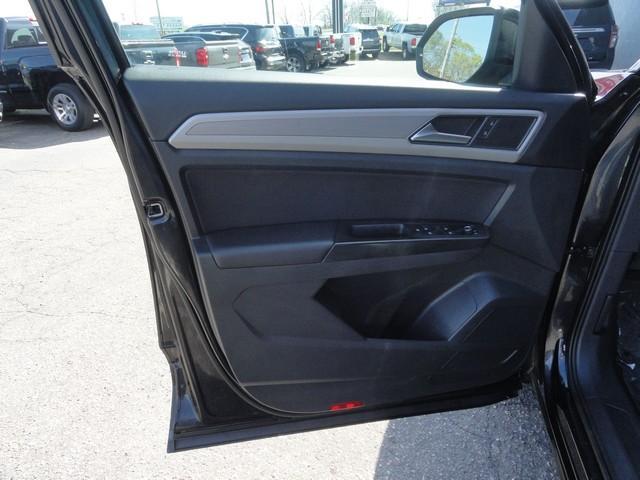 used 2018 Volkswagen Atlas car, priced at $19,875