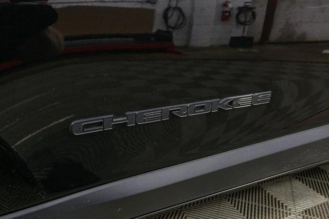 used 2021 Jeep Cherokee car, priced at $20,994