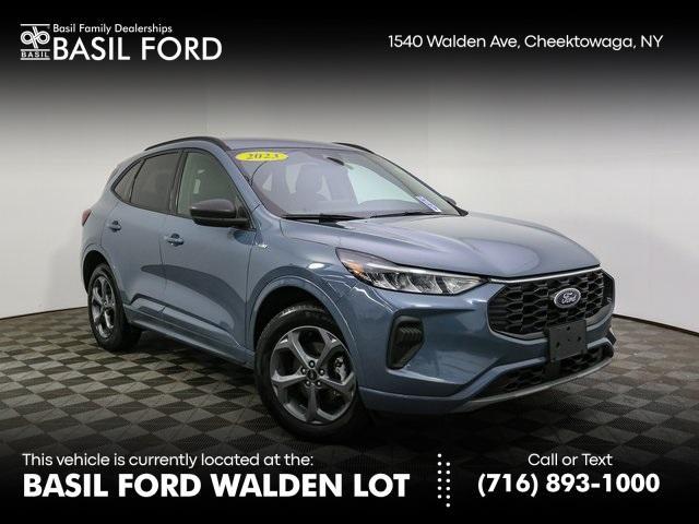 used 2023 Ford Escape car, priced at $25,894
