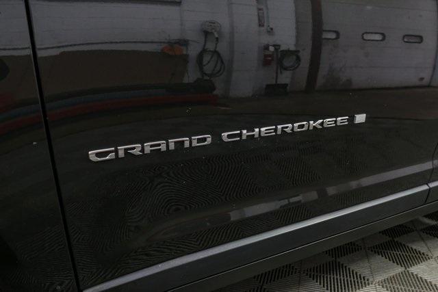 used 2021 Jeep Grand Cherokee L car, priced at $30,994