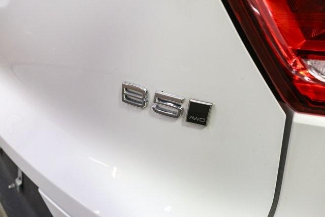 used 2024 Volvo XC40 car, priced at $35,894