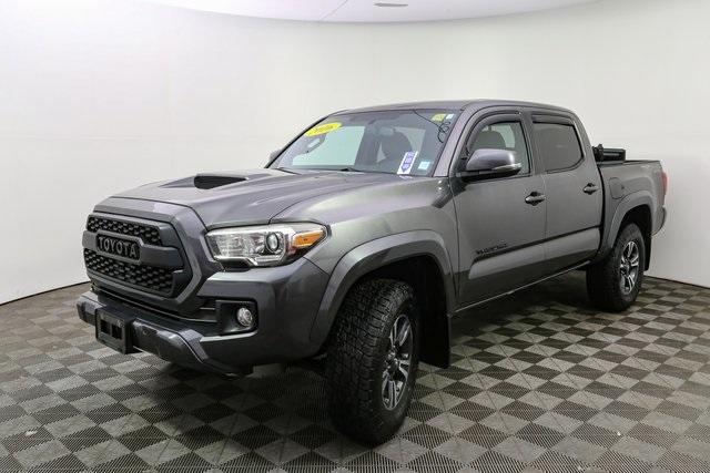 used 2016 Toyota Tacoma car, priced at $28,994