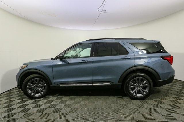 new 2025 Ford Explorer car, priced at $48,600