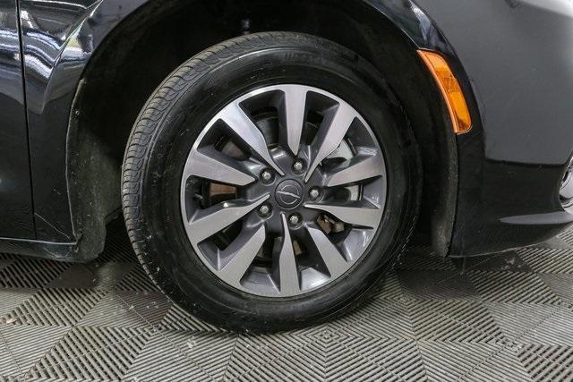 used 2023 Chrysler Pacifica Hybrid car, priced at $26,994