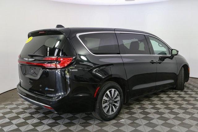 used 2023 Chrysler Pacifica Hybrid car, priced at $26,994