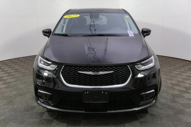 used 2023 Chrysler Pacifica Hybrid car, priced at $26,994