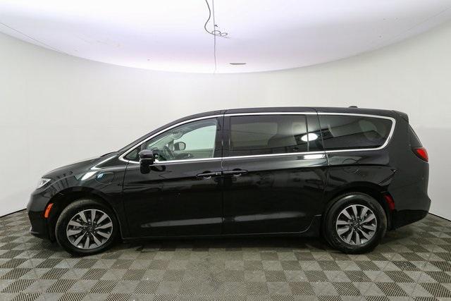 used 2023 Chrysler Pacifica Hybrid car, priced at $26,994