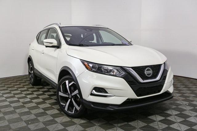 used 2020 Nissan Rogue Sport car, priced at $20,994