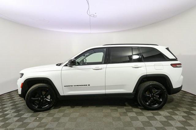 used 2023 Jeep Grand Cherokee car, priced at $35,974
