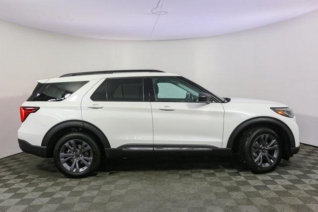 new 2025 Ford Explorer car, priced at $49,000