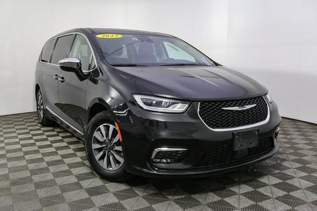 used 2023 Chrysler Pacifica Hybrid car, priced at $28,996