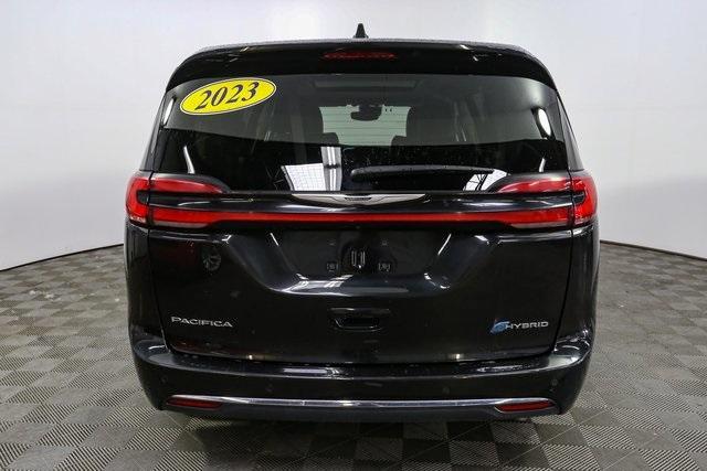 used 2023 Chrysler Pacifica Hybrid car, priced at $28,996