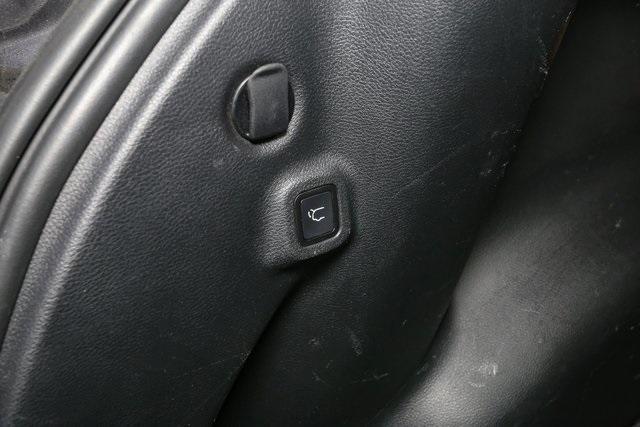 used 2022 Jeep Compass car, priced at $21,994