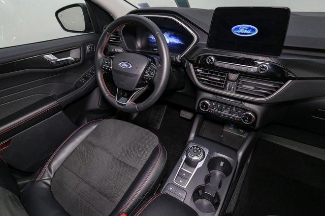 used 2022 Ford Escape car, priced at $25,634