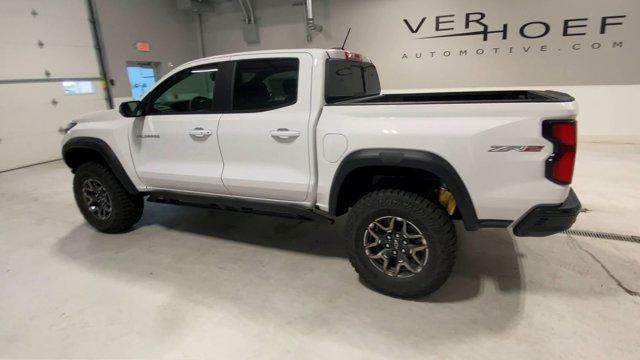 new 2025 Chevrolet Colorado car