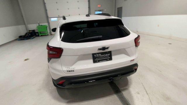 new 2025 Chevrolet Trax car