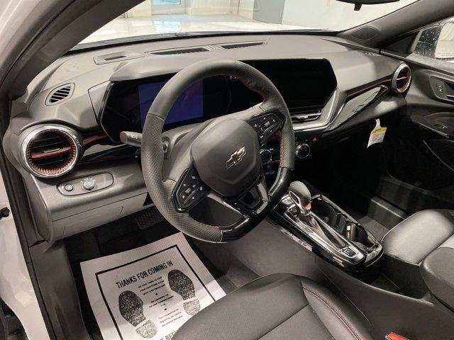 new 2025 Chevrolet Trax car