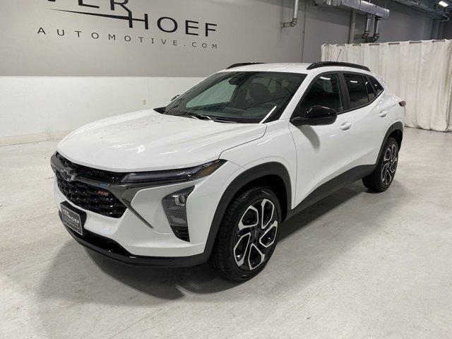 new 2025 Chevrolet Trax car