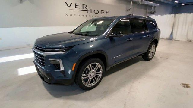 new 2026 Chevrolet Traverse car, priced at $62,040