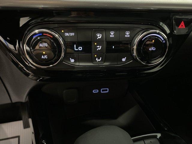 new 2025 Chevrolet Trax car