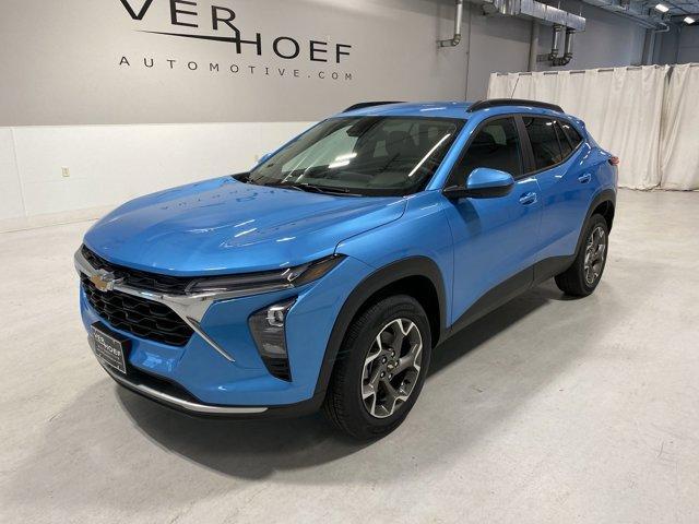 new 2025 Chevrolet Trax car
