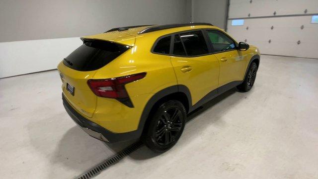new 2025 Chevrolet Trax car