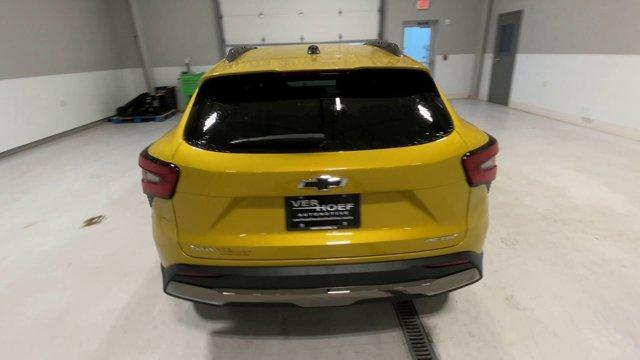 new 2025 Chevrolet Trax car