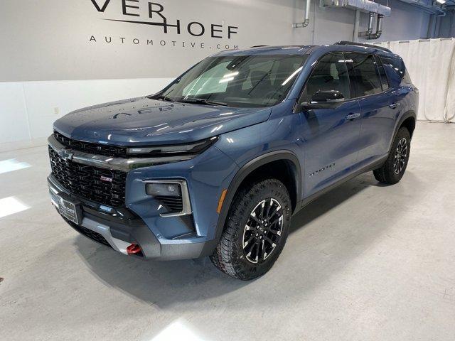 new 2025 Chevrolet Traverse car