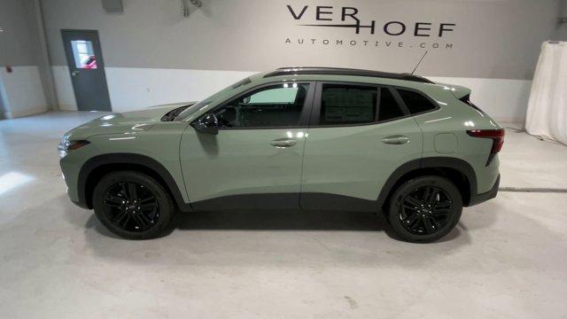 new 2025 Chevrolet Trax car